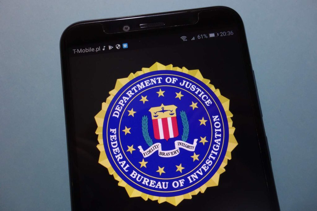 FBI warns iPhone and Android users to stop answering these scam calls immediately to avoid fraud losses
