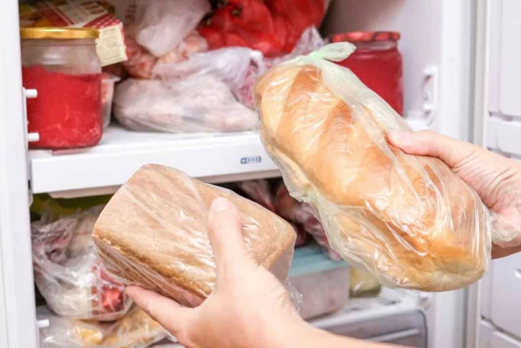 Forget plastic wrap and bags: the clever way to keep bread fresh and soft for days