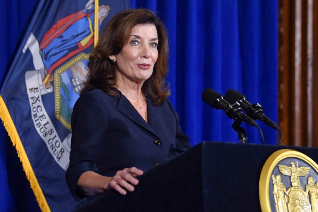 New York to give new parents $1,800 with the new “BABY benefit” program announced by Kathy Hochul’s administration