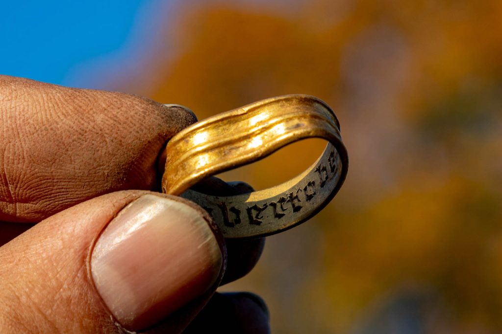 Romanian treasure reveals iron age riches: Could these golden rings be Europe's first cash?