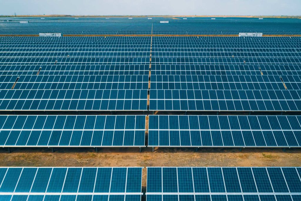 The UAE says farewell to oil with a groundbreaking solar plant reshaping its energy future