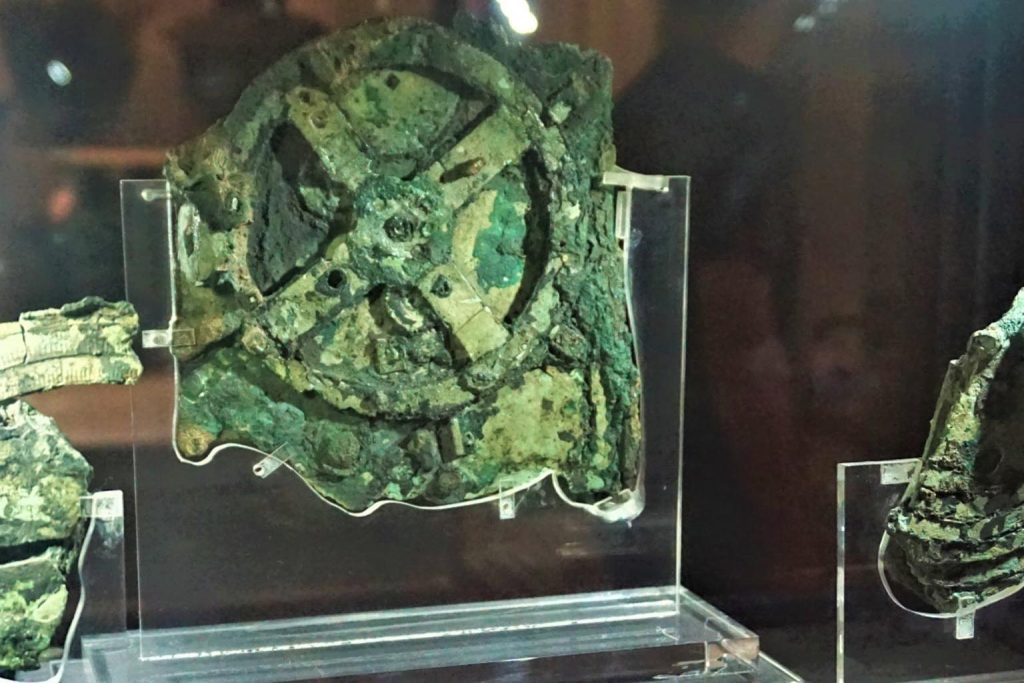 Did the world's first computer malfunction more than it calculated? New study questions the Antikythera Mechanism's true purpose!