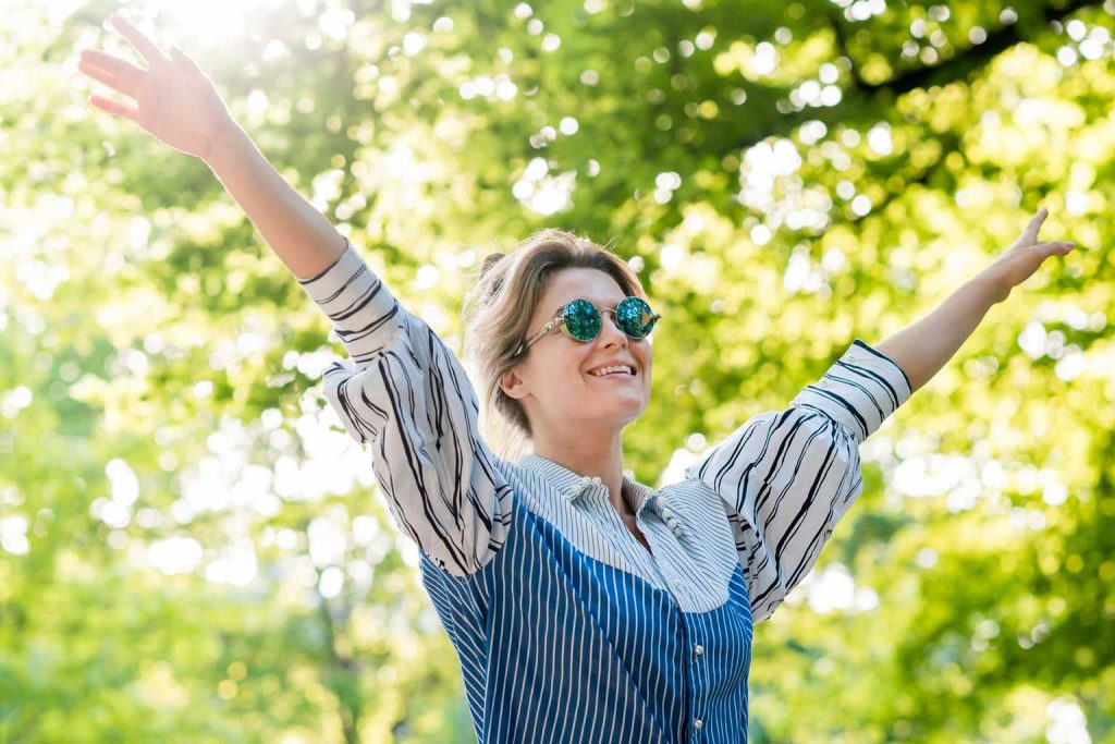 Saying goodbye to habits that drain your happiness after 40