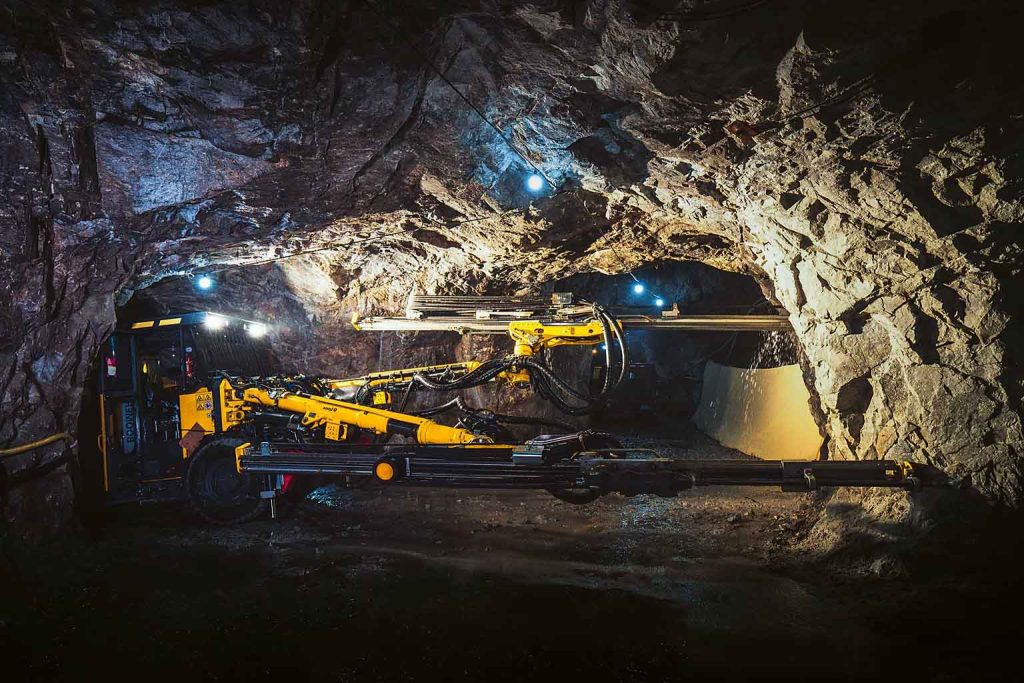 Chinese geologists discover €78 billion gold reserve, one of world's largest