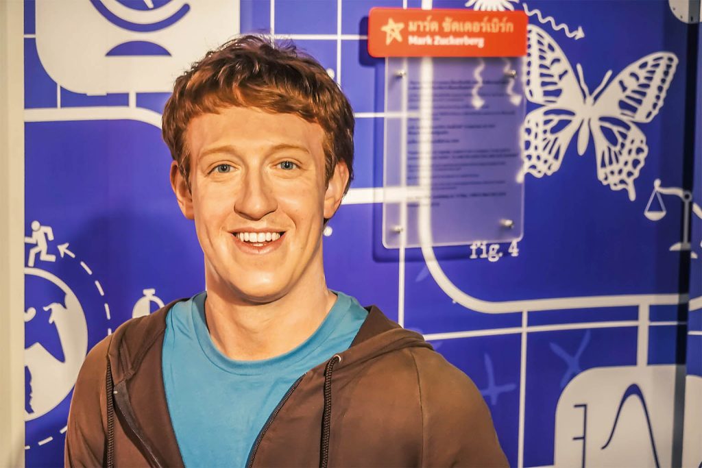 Mark Zuckerberg: Accelerating Development of Smartphone Replacements Following End Date Announcement